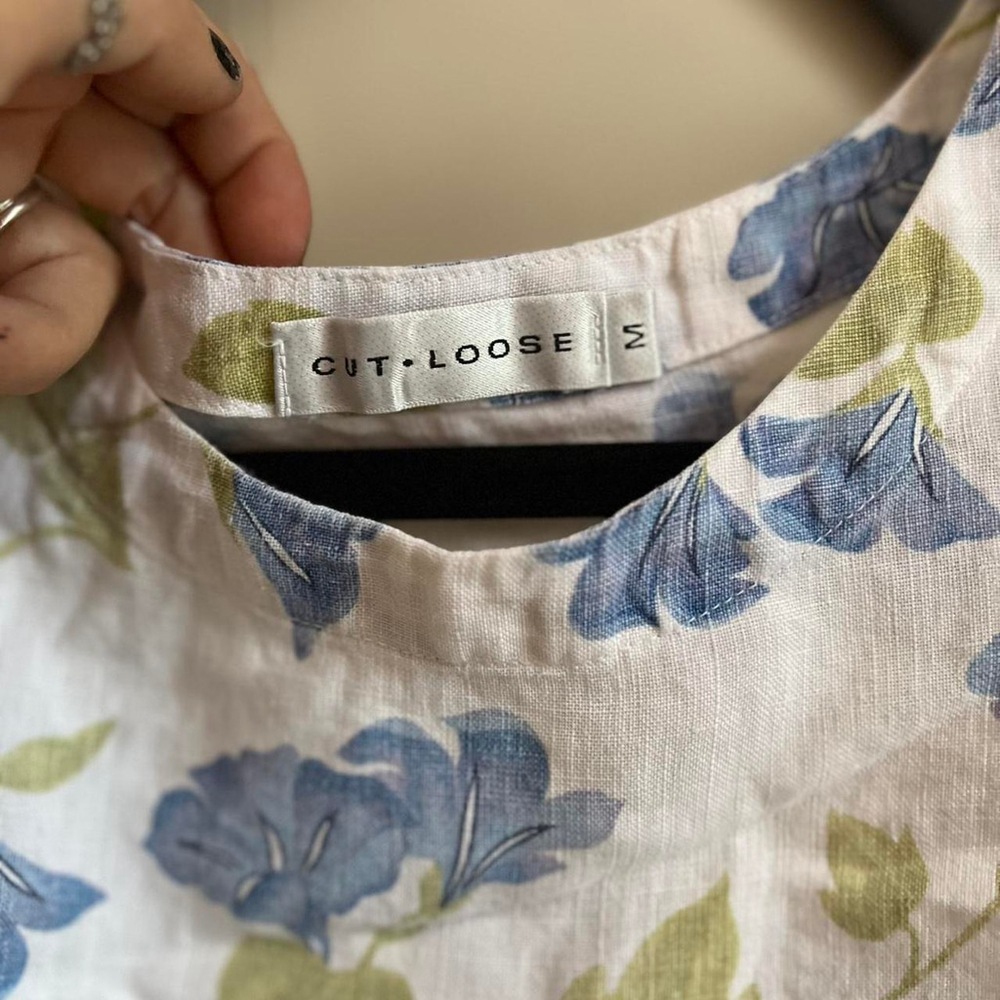 White floral Cut Loose tank top #floral #y2k #preppy - Picture 3 of 5